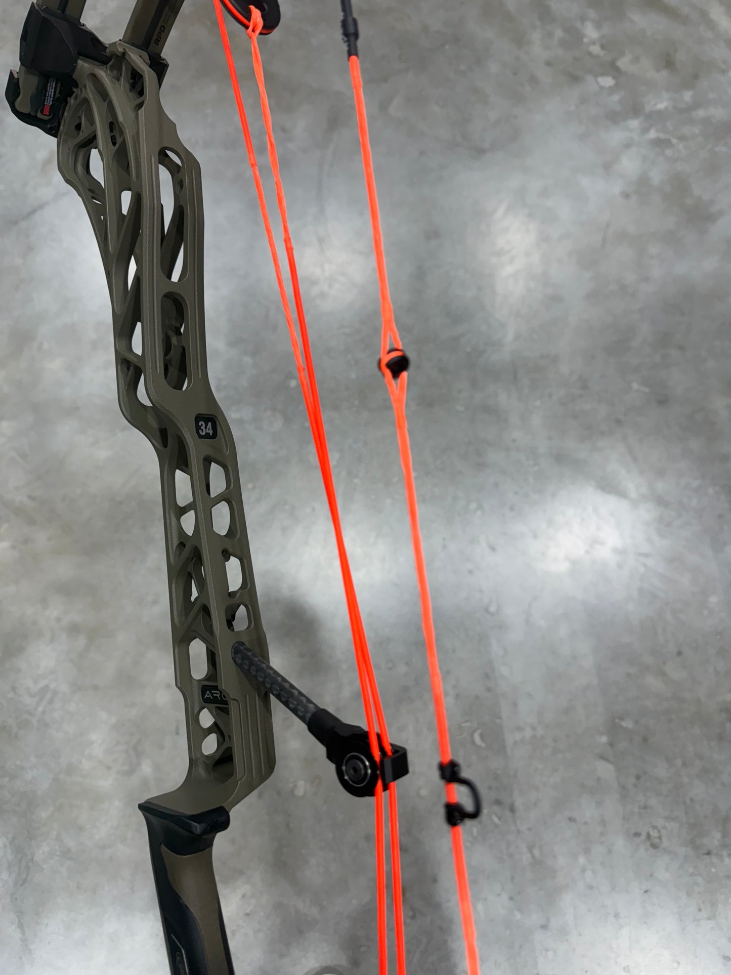 Used ARC 34- Ambush Green W/ Custom strings