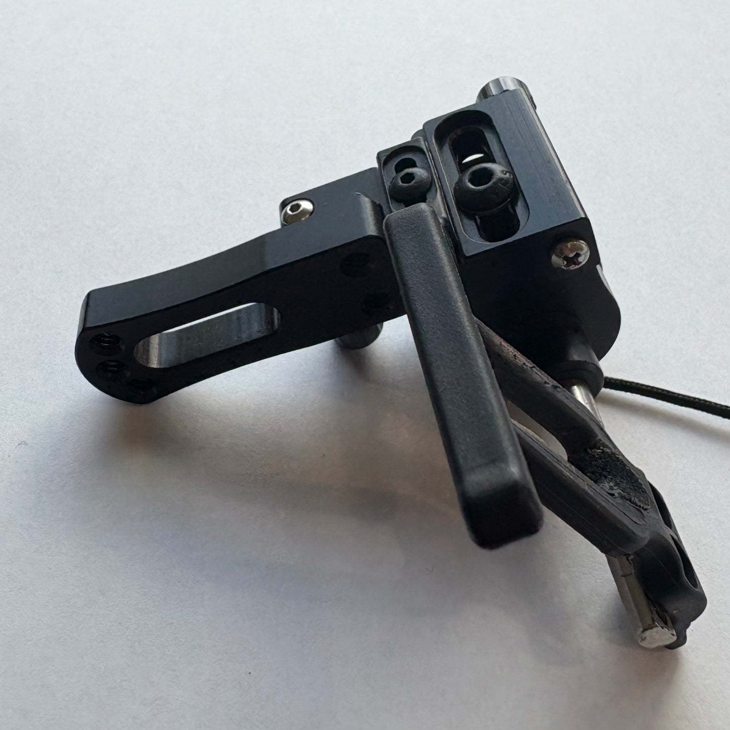 Used Ripcord Lok arrow rest