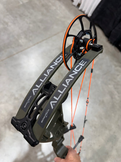 Used Bowtech Alliance 33