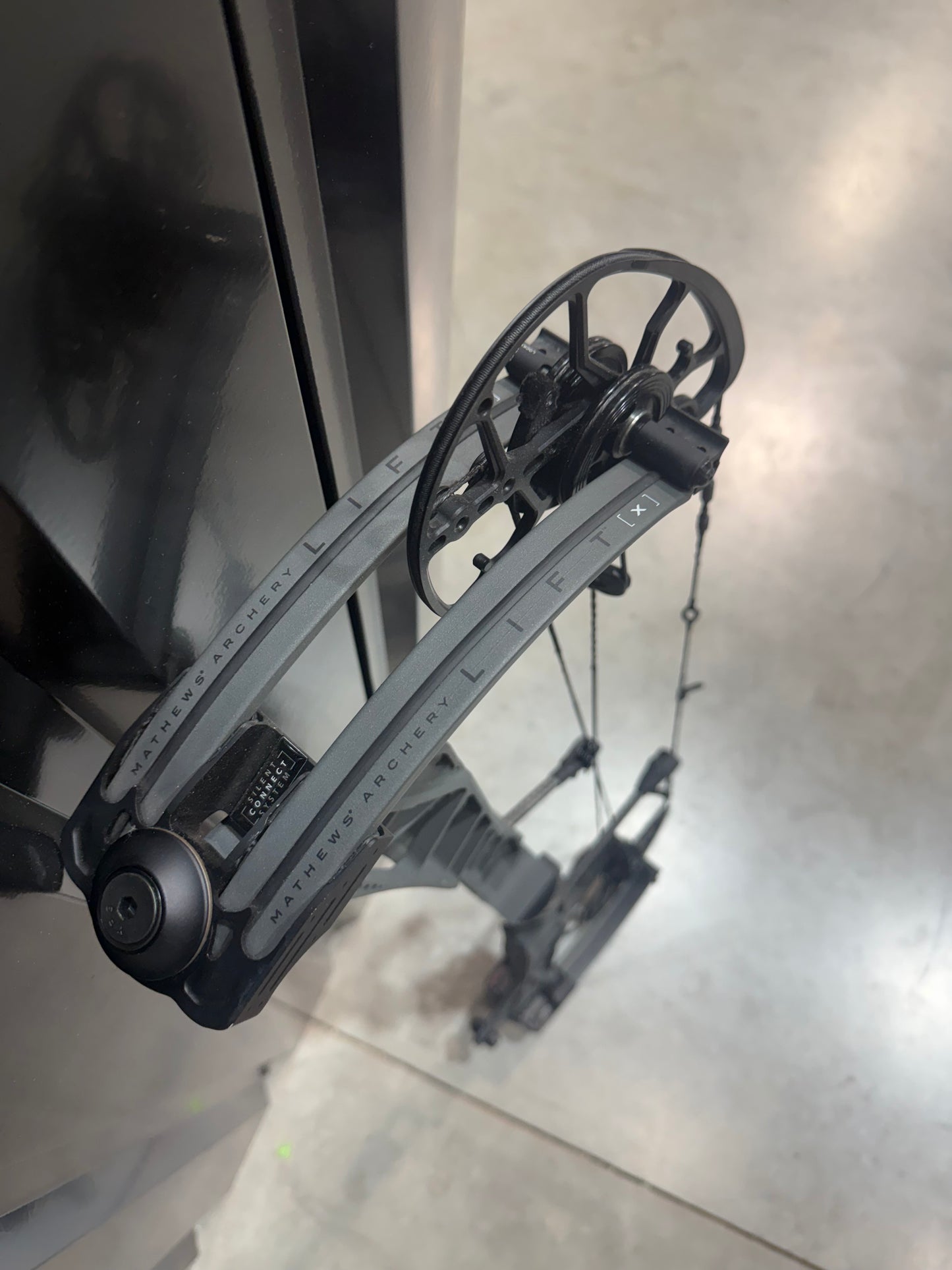 Used Lift X 33- Shale