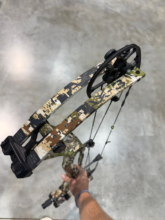 Used Hoyt AX3-33