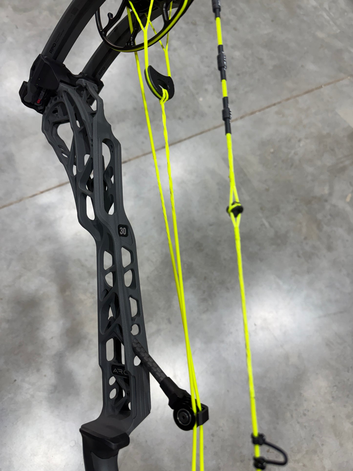 USED Mathews ARC 30-SHALE