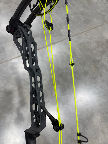 USED Mathews ARC 30-SHALE