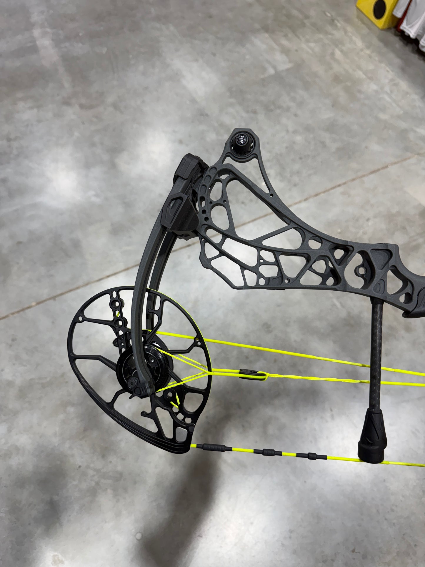 USED Mathews ARC 30-SHALE