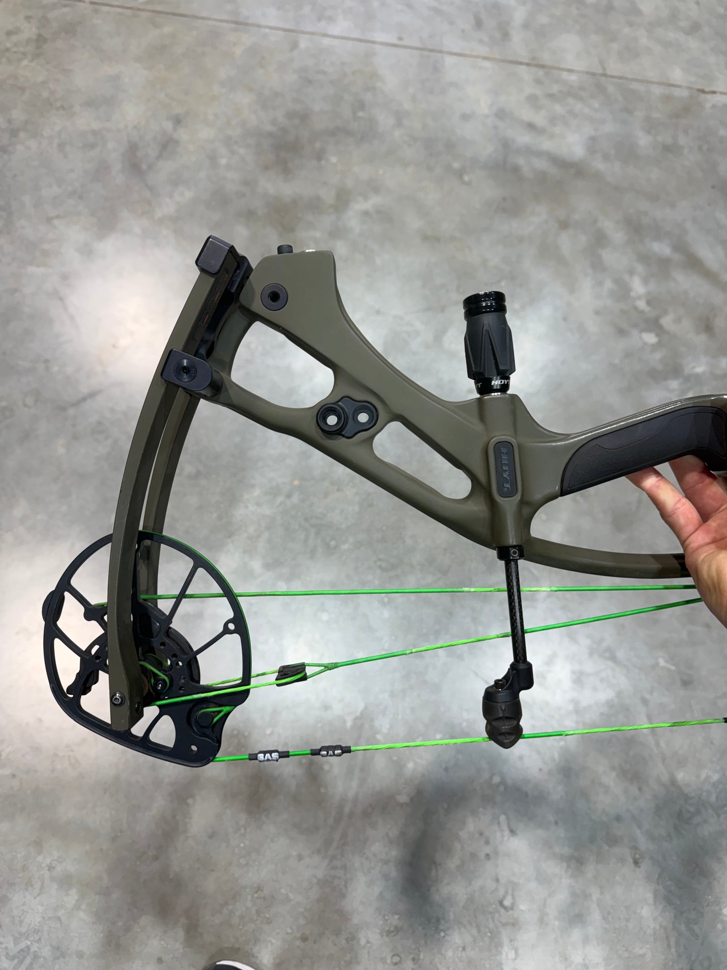 Used Hoyt RX9 80#