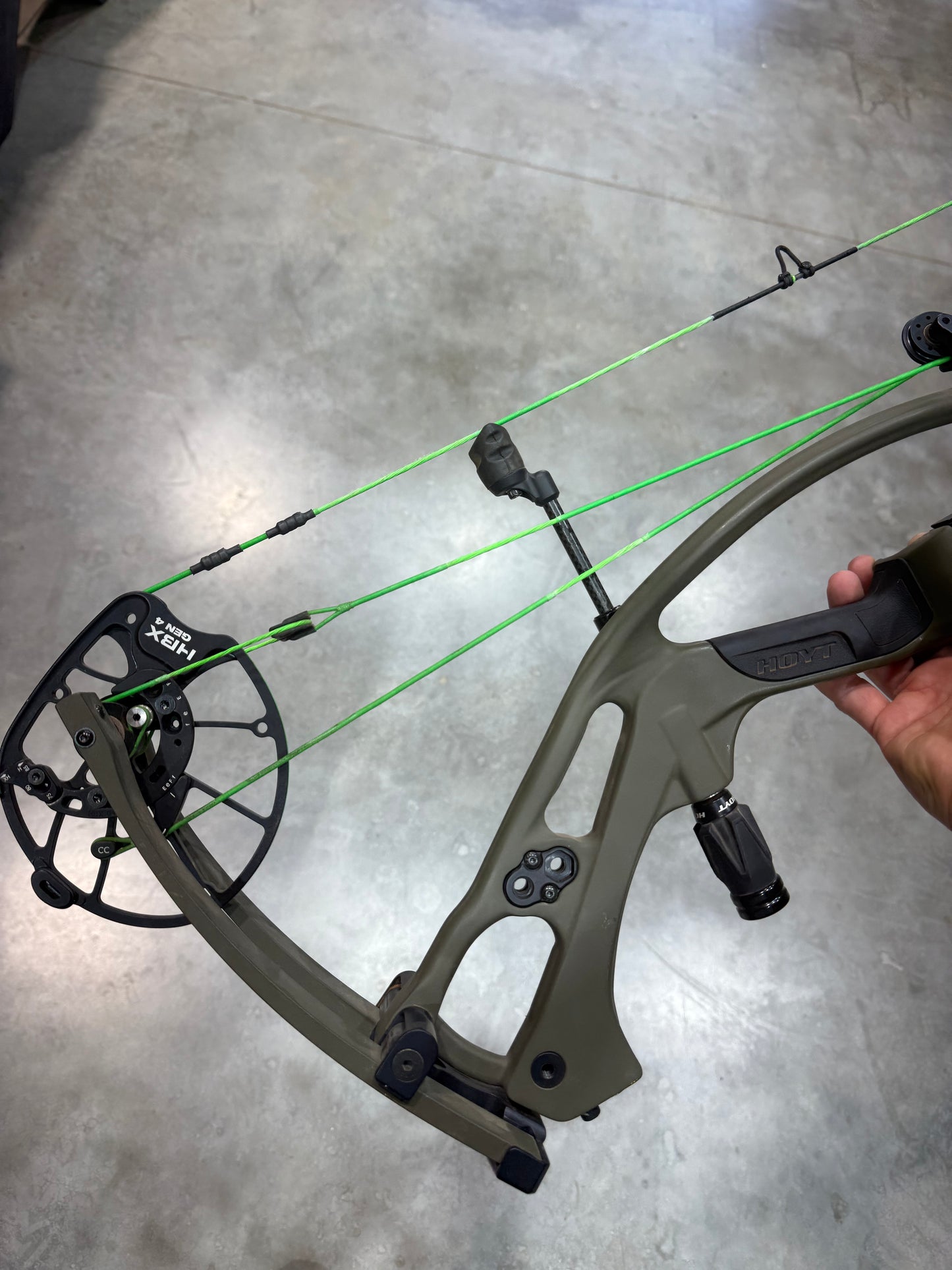 Used Hoyt RX9 80#