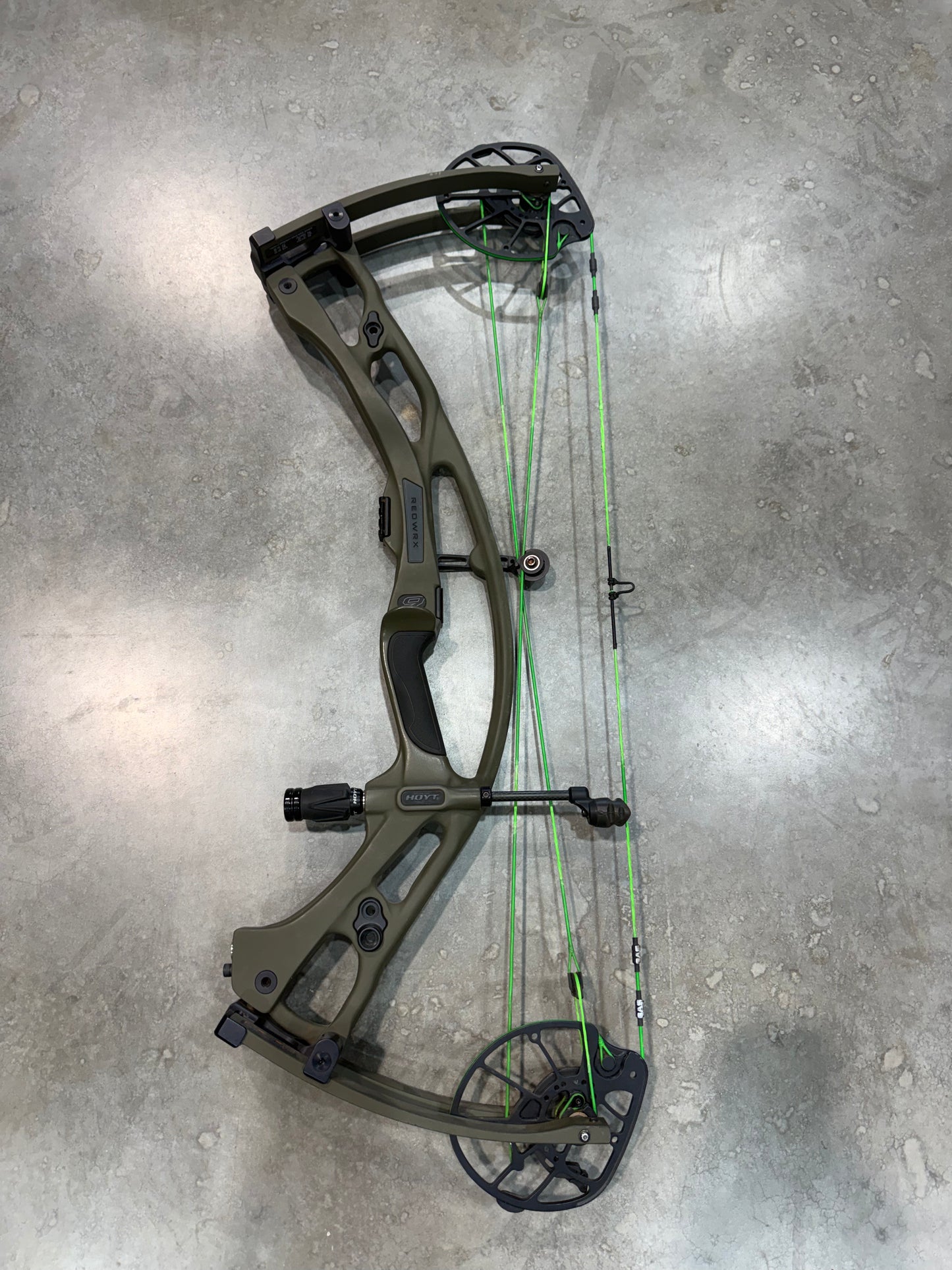 Used Hoyt RX9 80#
