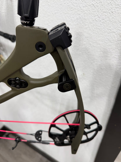Used Wilderness Hoyt RX-10 (WAFFLE)