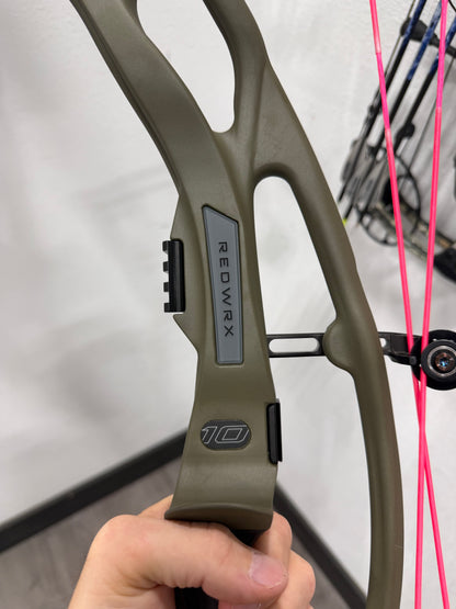 Used Wilderness Hoyt RX-10 (WAFFLE)