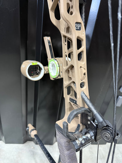 USED Lift 29.5 FULLY LOADED-WAFFLE