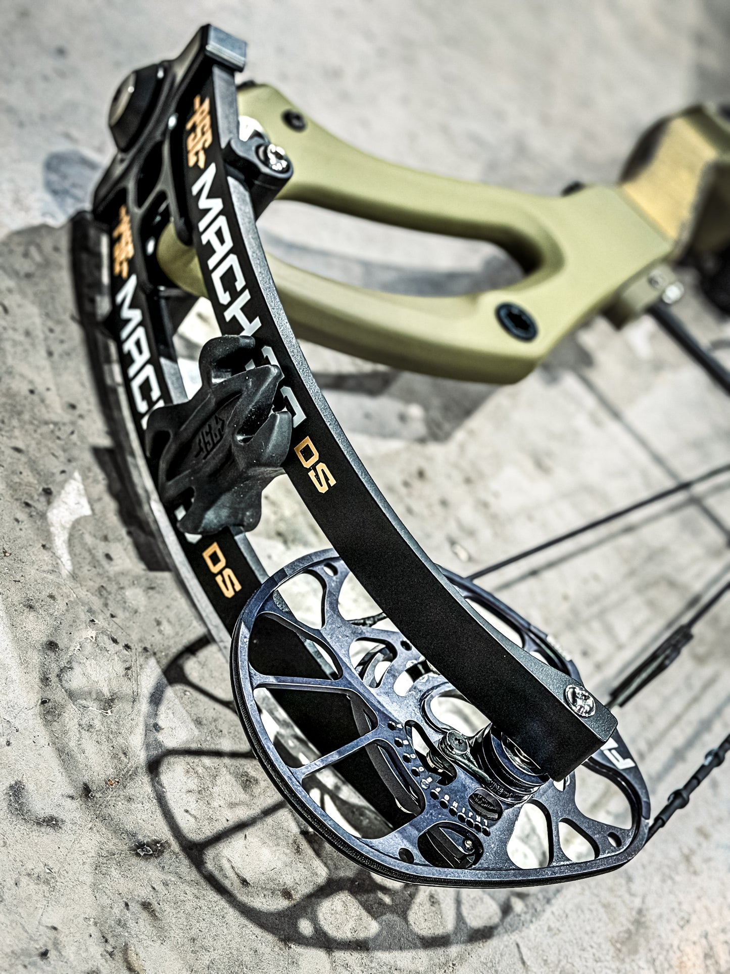 Used Mach 33 FDS w/ Titanium Upgrade Kit! (Waffle)