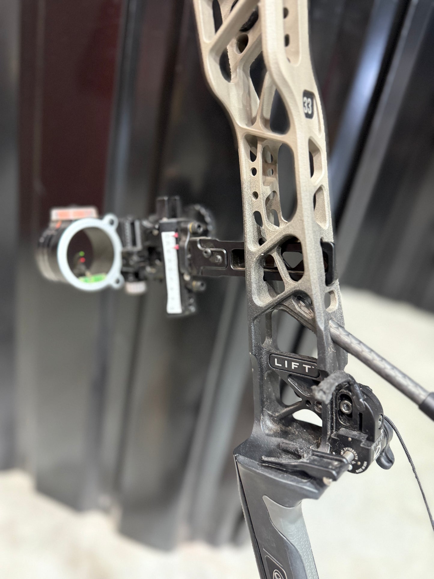 Used LIFT 33 -Fade to Black Ready to Hunt Waffle