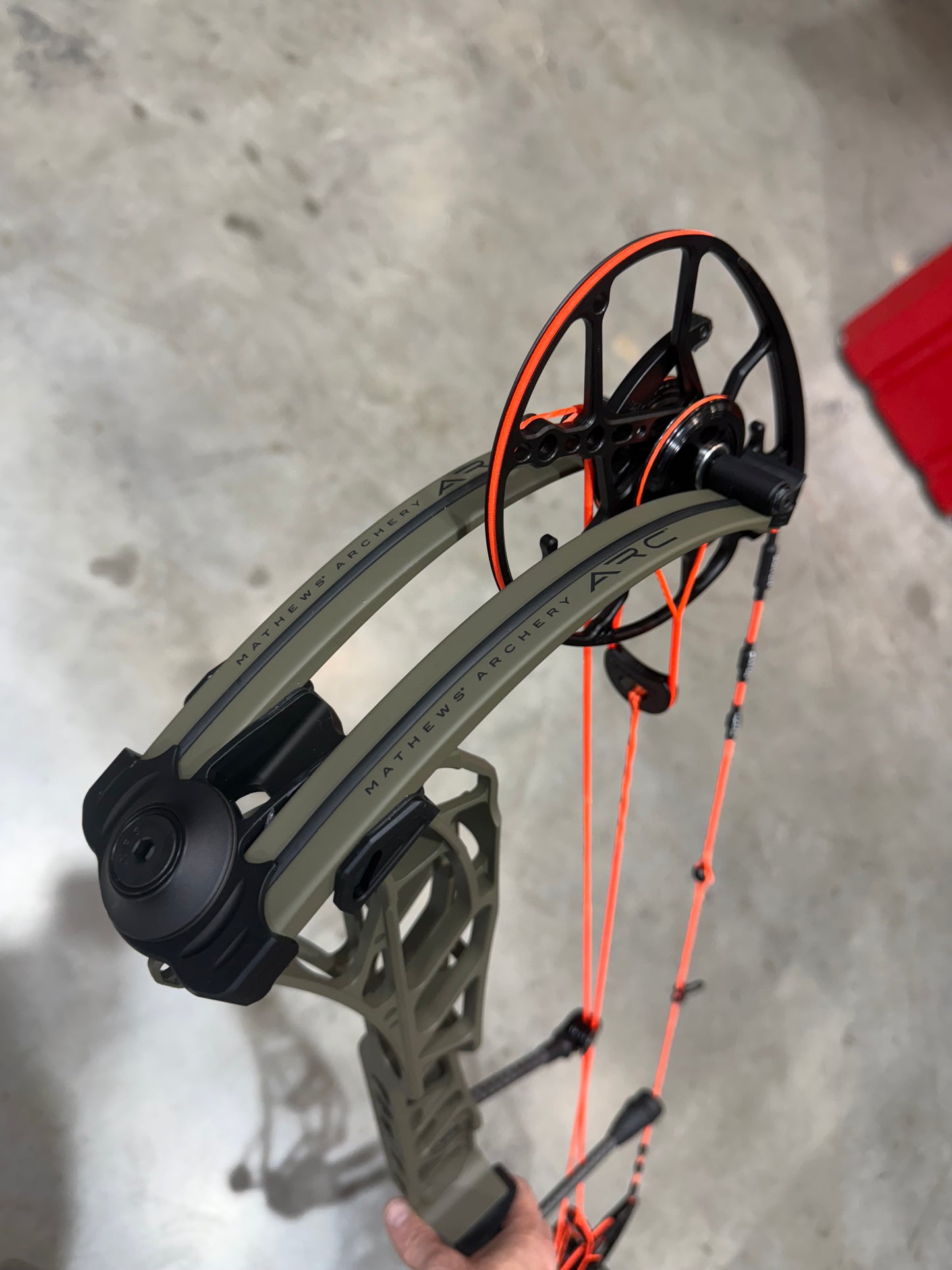 Used ARC 34- Ambush Green W/ Custom strings