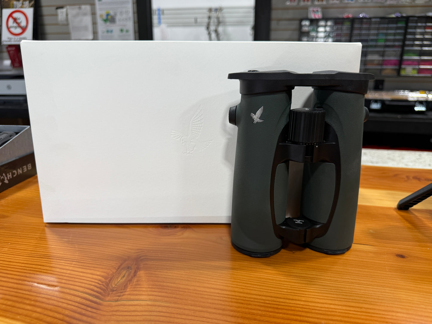 Demo Swarovski EL 10x42 Binoculars