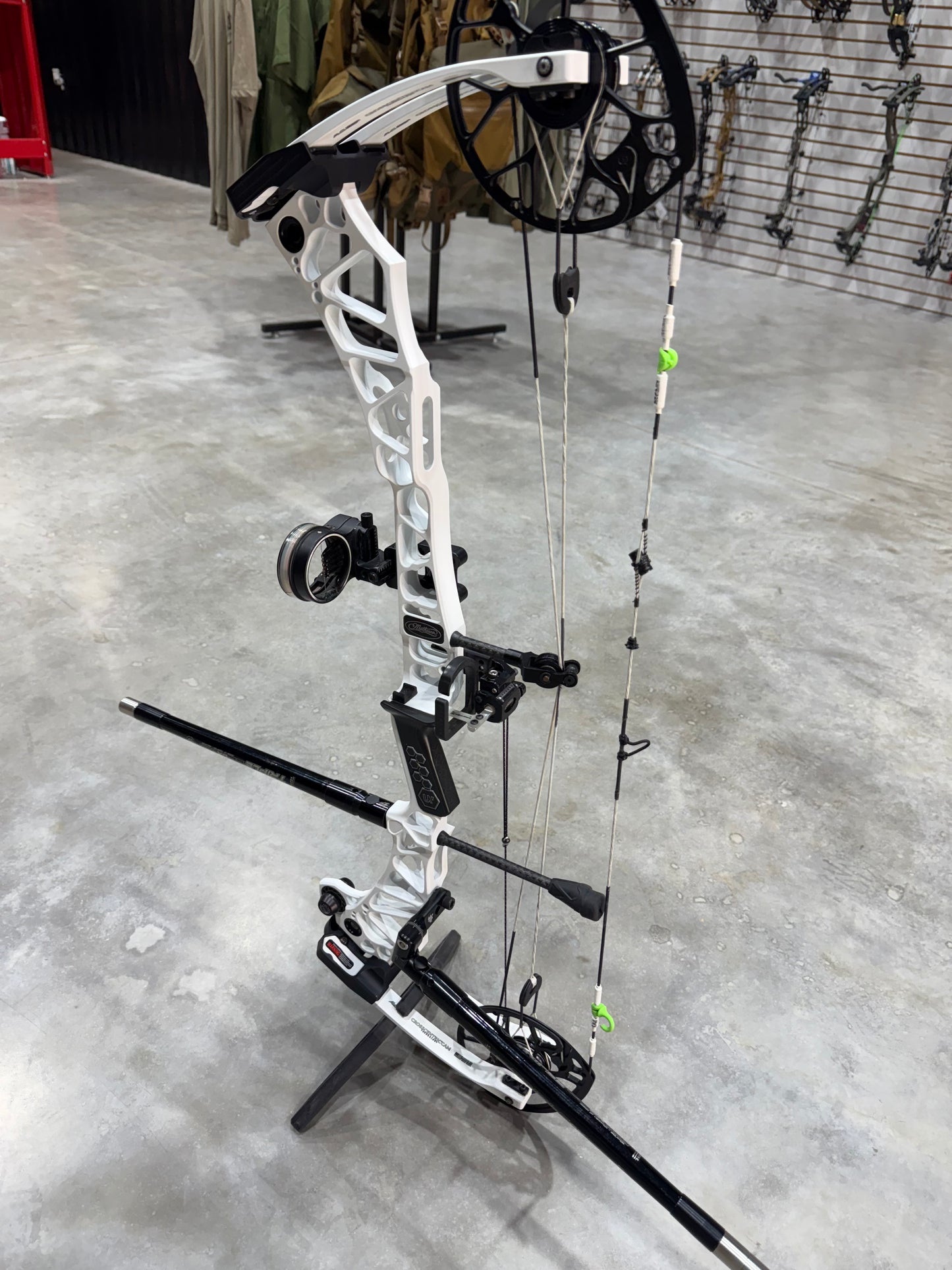 Used loaded Mathew's Traverse
