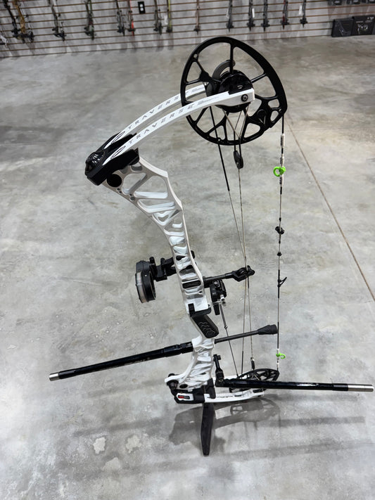 Used loaded Mathew's Traverse