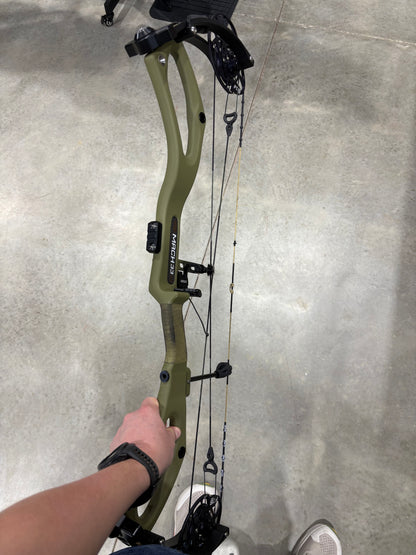 Used Mach 33 FDS w/ Titanium Upgrade Kit! (Waffle)