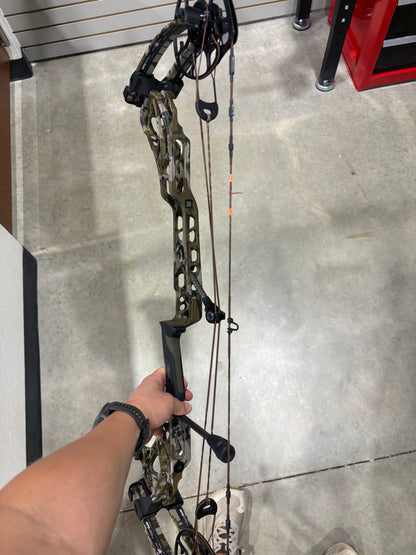USED Mathews ARC 30 Bottomland